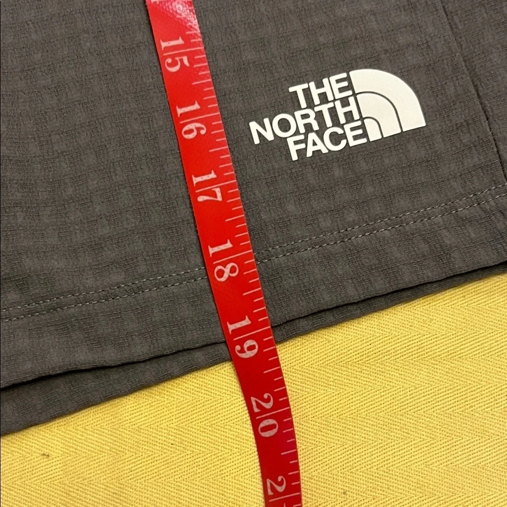 The North Face Men's Athletic Gray Shorts size S